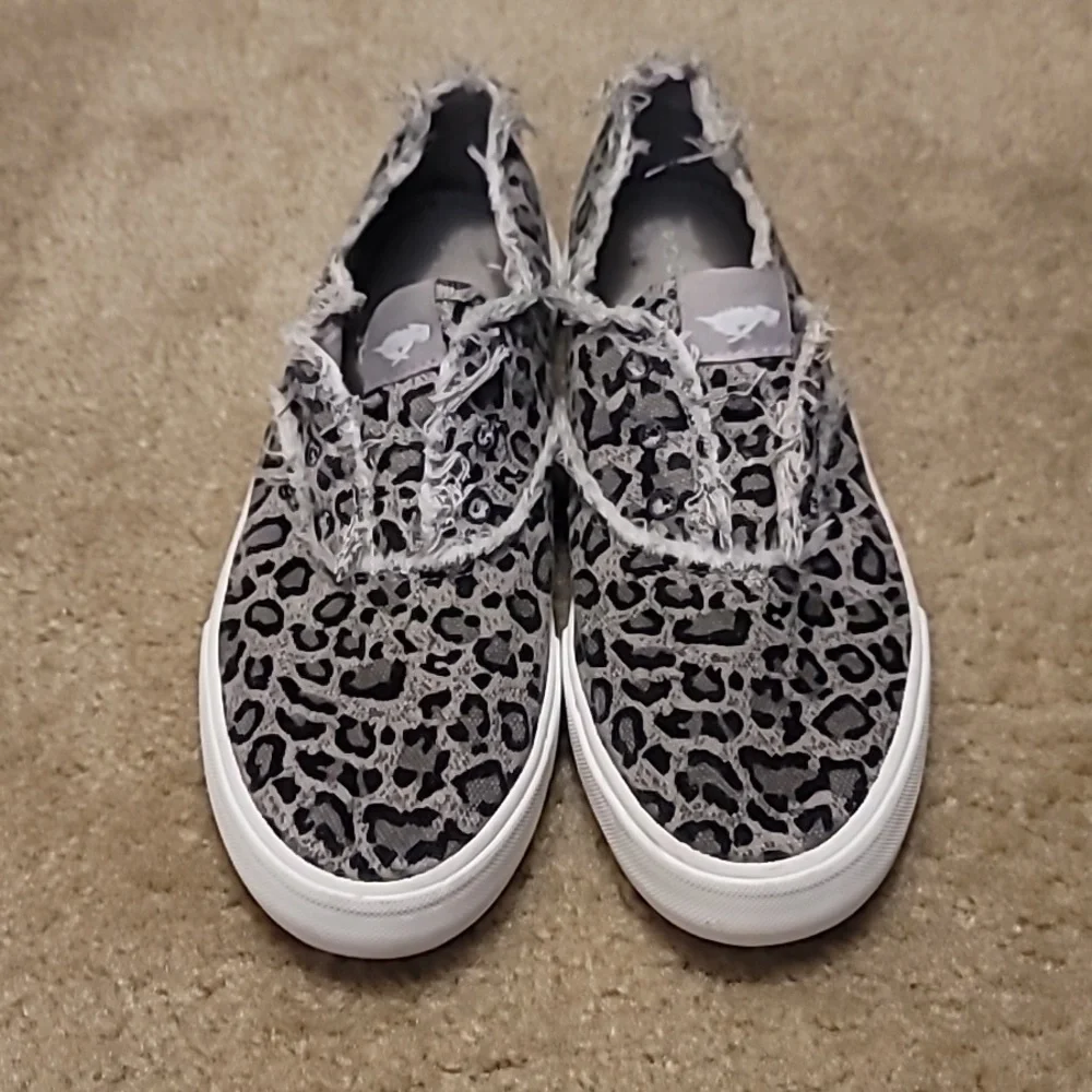 Rocket Dog Slip-on Canvas Casual Shoes - Picture 3 of 8